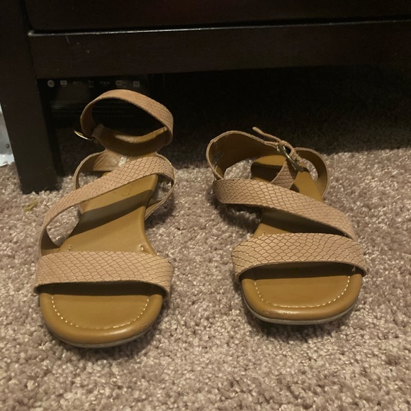 Franco Sarto Tan Sandals Size 6.5 - Picture 3 of 3